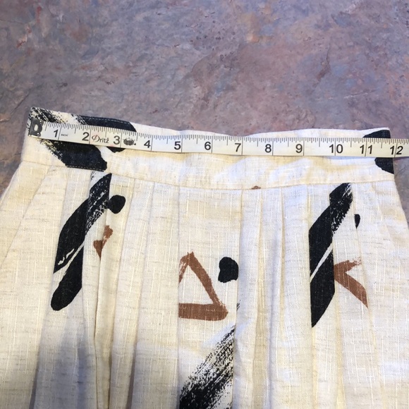 Beautiful Vintage Linen Skirt - Picture 7 of 9